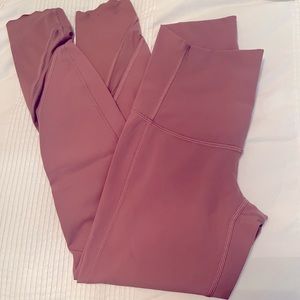 Lulu Lemon Leggings - Size 0 - Tag removed